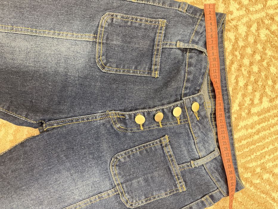 Джинси. Сині. S-M. Кльош