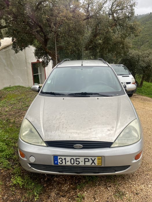Ford Focus 1.4 gasolina Julho 2000, 201 mil Kms