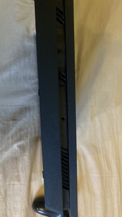 Playstation 4 Slim 500gb (opis)