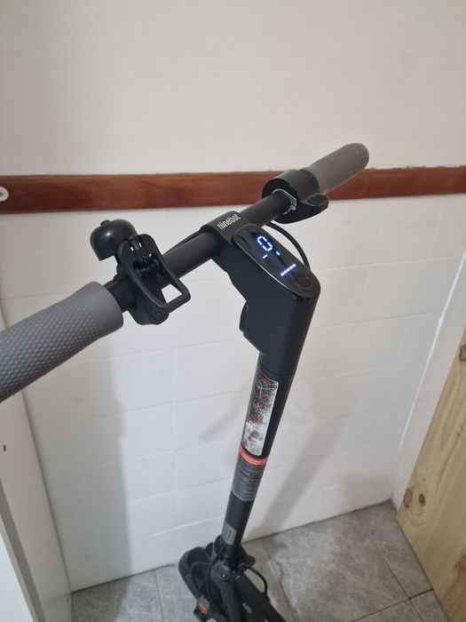 Trotinete elétrica segway ninebot f25e ii