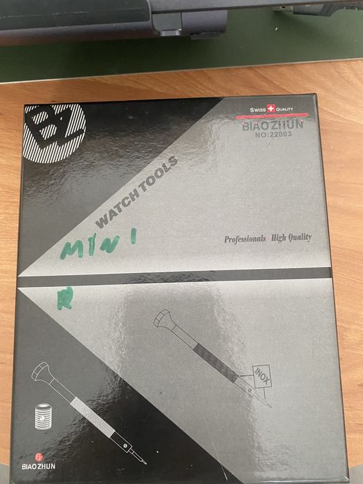 Zestaw wkrętaków zegarmistrzowskich..Nowe