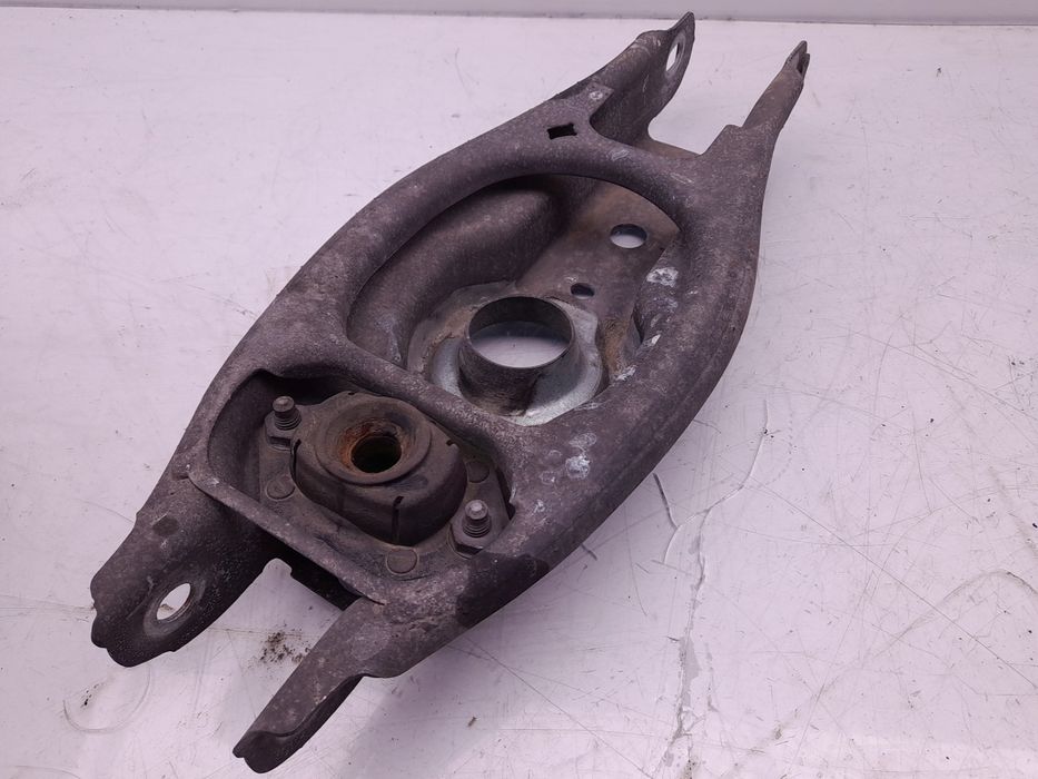 Braço de suspensão trás esquerdo BMW 1 (E87)