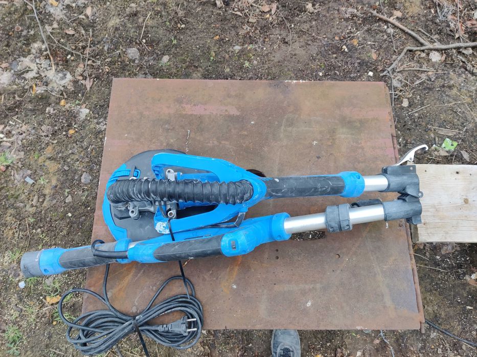 szlifierka do gładzi, żyrafa