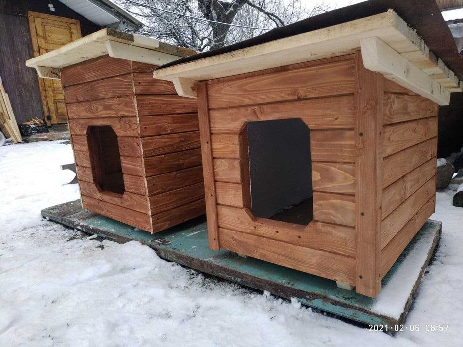 Будки для собак з дерева