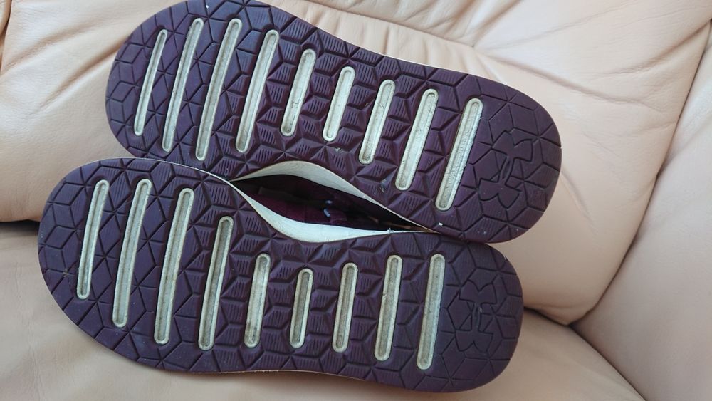 Buty sportowe do biegania rozmiar 39/25