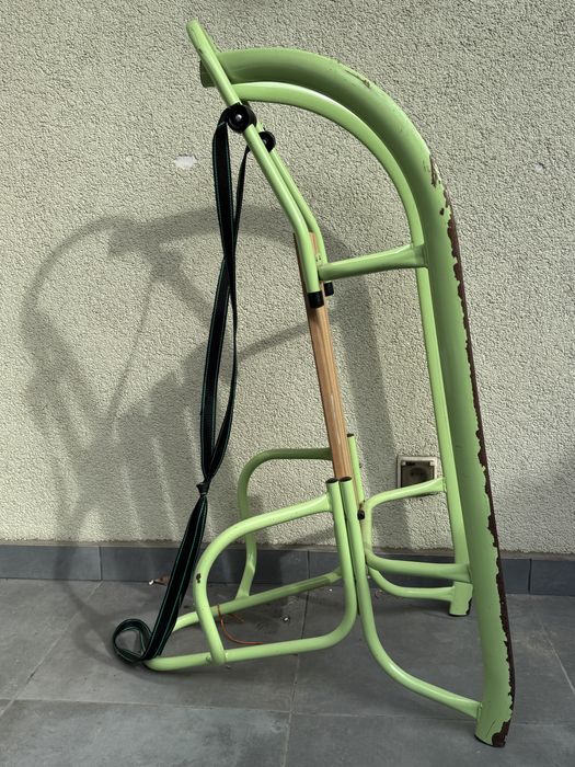 Sanki z wysokim oparciem