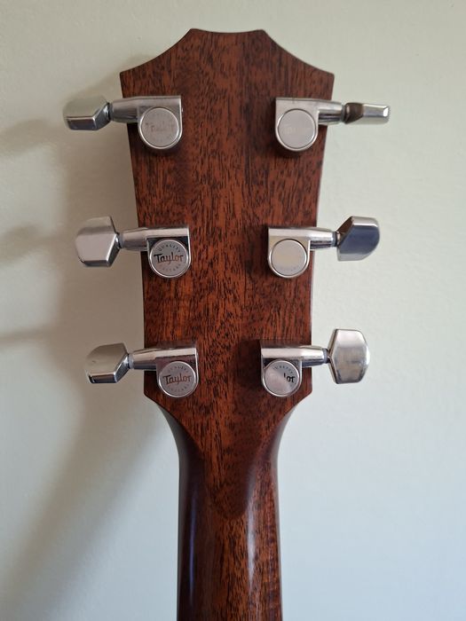 GUITARRA TAYLOR,  Modelo  417e-R  Tobacco