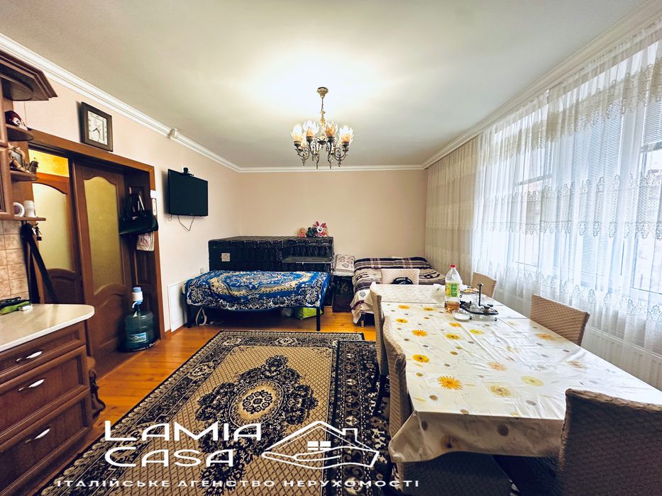 Продаж будинку на 2 родини з 2 різними входами. 3 хв від Г. Майдану