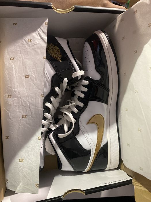 Modelo: Air Jordan 1 Mid *