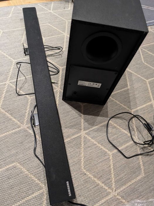 динамики   Soundbar SAMSUNG HW-B450F