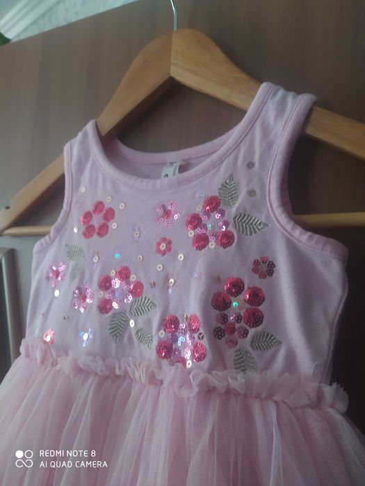 Дитяча святкова сукня, 1,5-2 роки. Рожева. Фатін.
