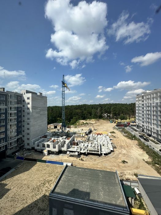 Продаж 3-кімнатна ЖК Лісовий