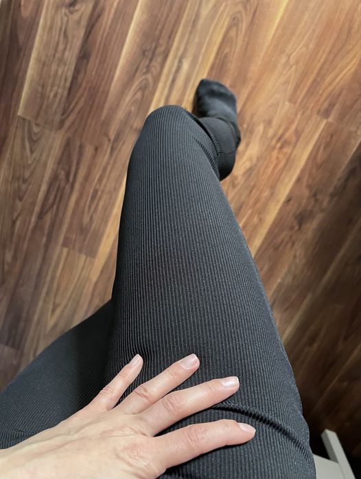 36(S) sexy czarny kombinezon Pretty Little Thing