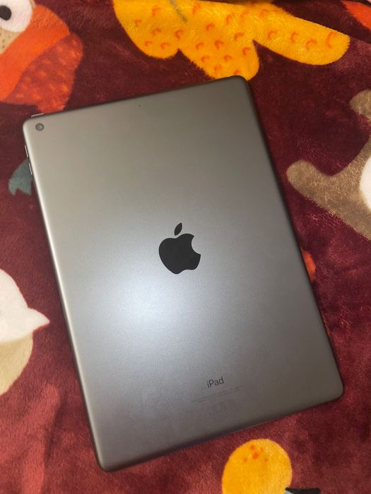 iPad generacja 9 64GB