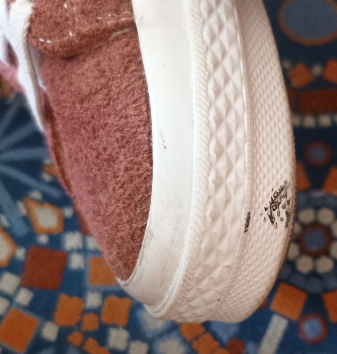 Bordowe Converse one star