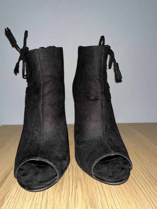 Buty na obcasie szpilki czarne zamszowe New Look