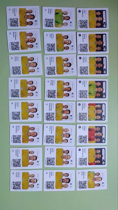 Карточки Люкс, АТБ, Мадагаскар, автомобілі, футбол: 150 грн