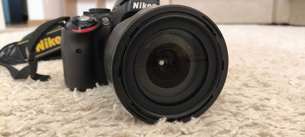 Продам фотоапарат Nikon D5100 Kit 18-105