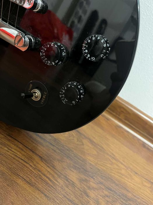 gitara elektryczna
