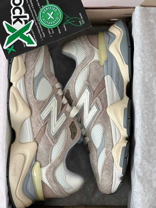 Чоловічі кросівки New Balance 9060 "Beige" Розміри 40-45