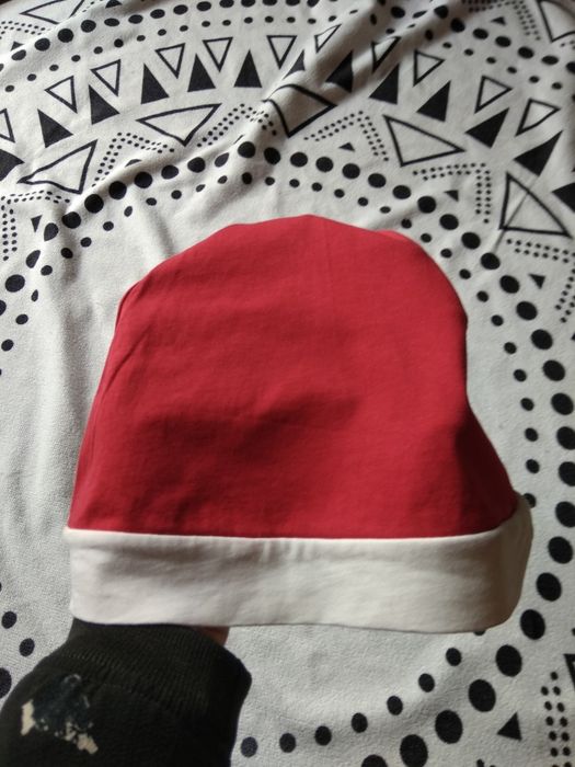 Czerwona czapka Mikołaja 1-2 lata 80-86-92 Butik