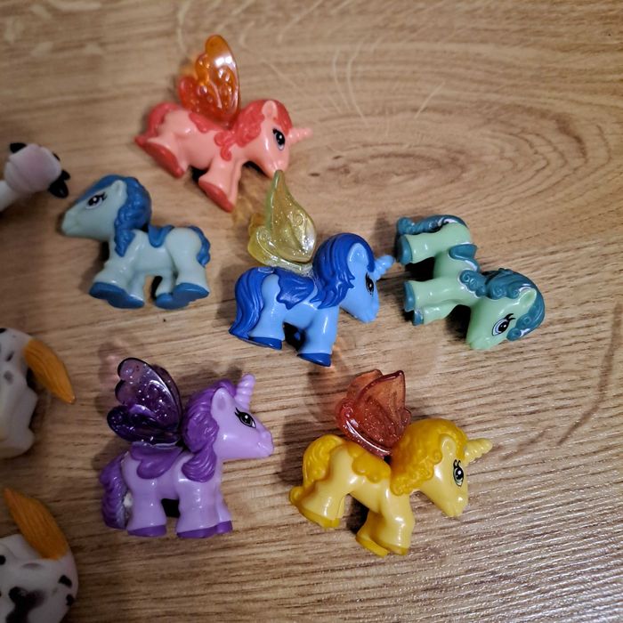 Kucyki / koniki - zestaw 10 szt. figurek