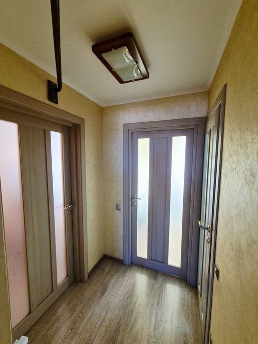 Оренда, трикімнатної квартири, р-н Біляєва.