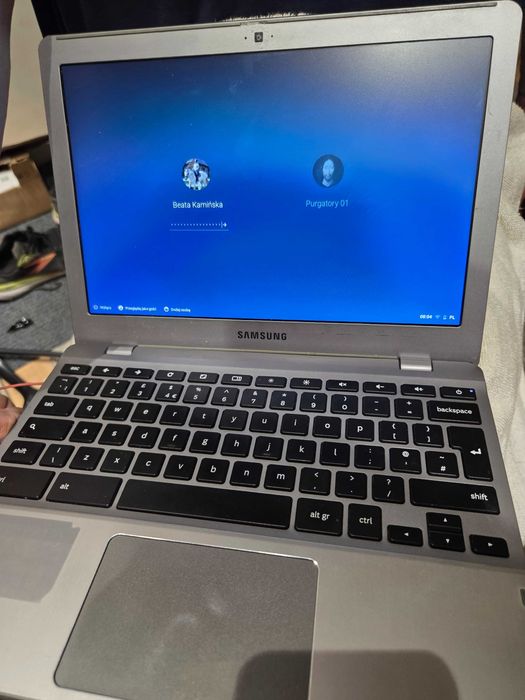 ноутбук  Samsung XE303C12-A01SE + Acer Book с диагон дюймов   1