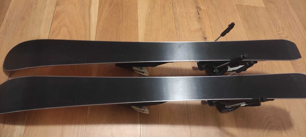 Narty zjazdowe Atomic Redster dla dzieci 80cm + buty Dalbello r26/16cm