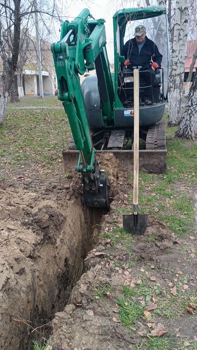 Послуги міні екскаватора  будівельні послуги прокладка труб кабель 

Ш