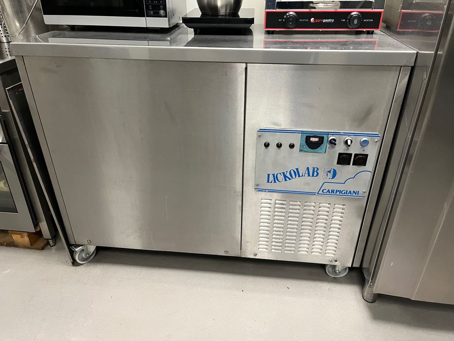 Maszyna do lodów na patyku Carpigiani