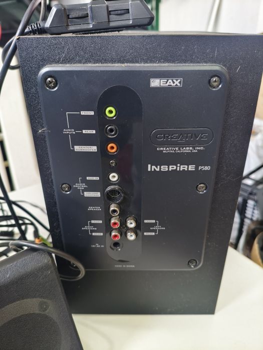 Colunas creative 5.1