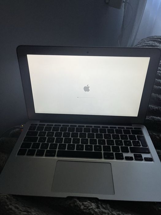 MacBook Air (11-inch, Mid 2012)