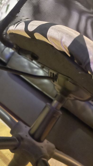 Cadeira de secretaria elevatoria