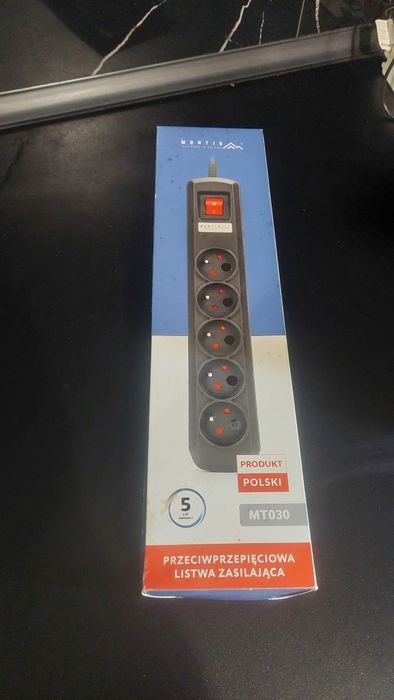 Listwa zasilająca, przeciwprzepięciowa Montis 3m