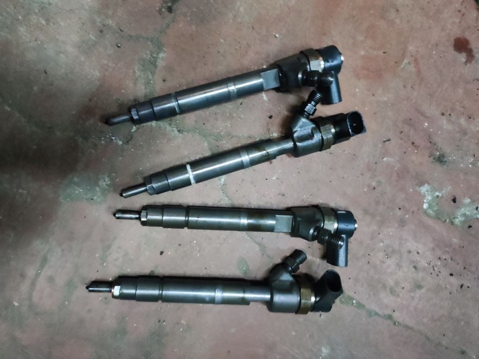 Форсунка топливная на Мерседес   ом 611