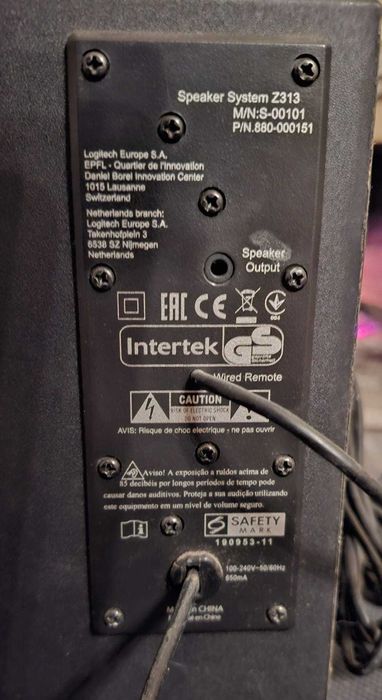 Colunas Logitech Speaker System Z313 2.1