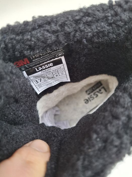 Теплі зимові чоботи для хлопчика. Lassie 37