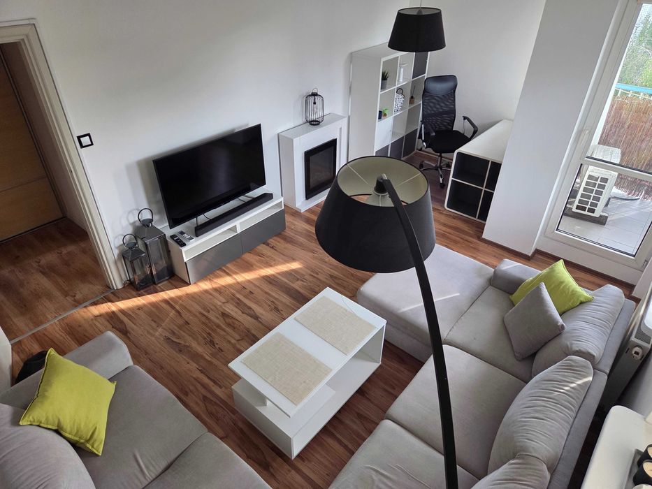Duża kawalerka 36m² z osobną kuchnią, balkonem i klimatyzacją - Sielawy 4 Naramowice - bezposrednio