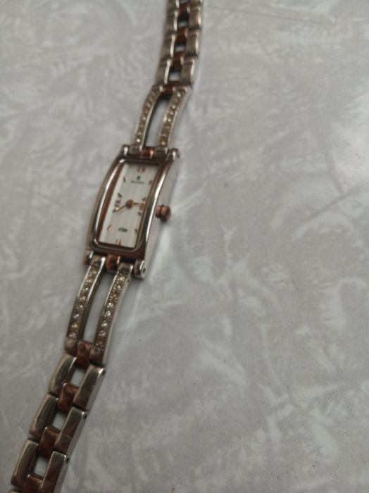 Продам женские часы Nexxen