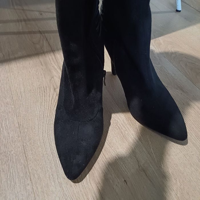 Czarne kozaki BCBG Eneration USA