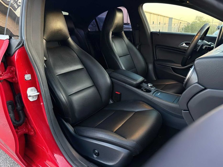 Mercedes-Benz CLA      2016