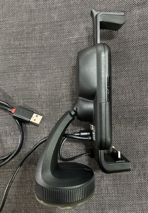 Tom Tom 4UOB2 Z1230 uchwyt do iphon -a.