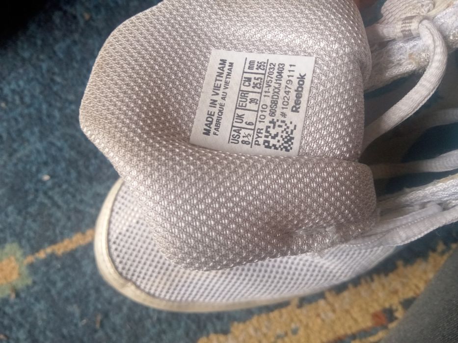 Buty Reebok easytone rozmiar 39 wkładki 25,5 cm