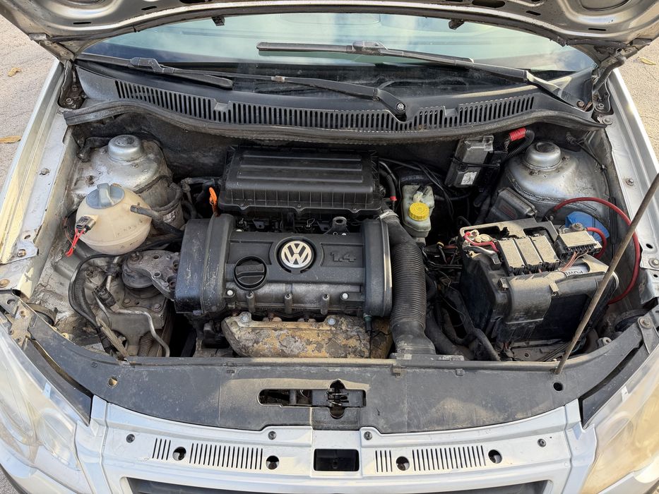 Volkswagen Polo 1.4 2008 рік