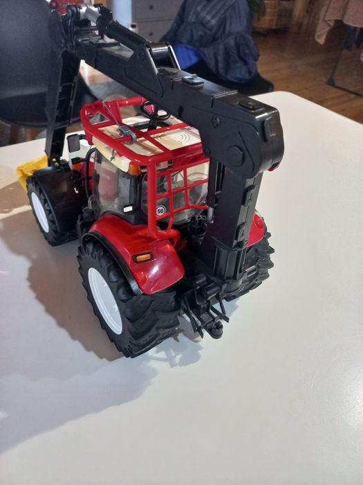 Bruder traktor steyr leśny