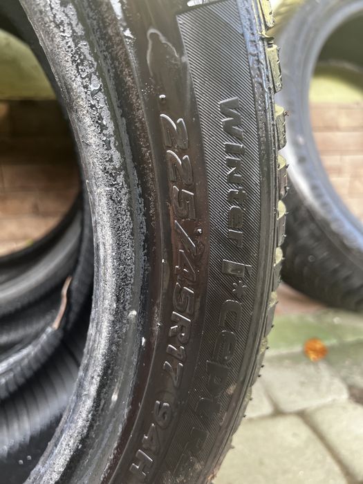 Шини R17 225/45 всесезонні Good Year/ Hankook