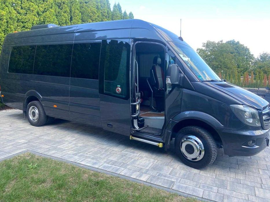 Przewóz osób-usługi