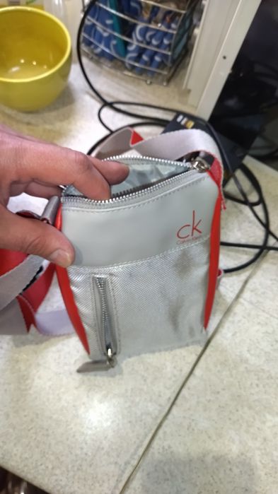 Продам сумки Calvin Klein.