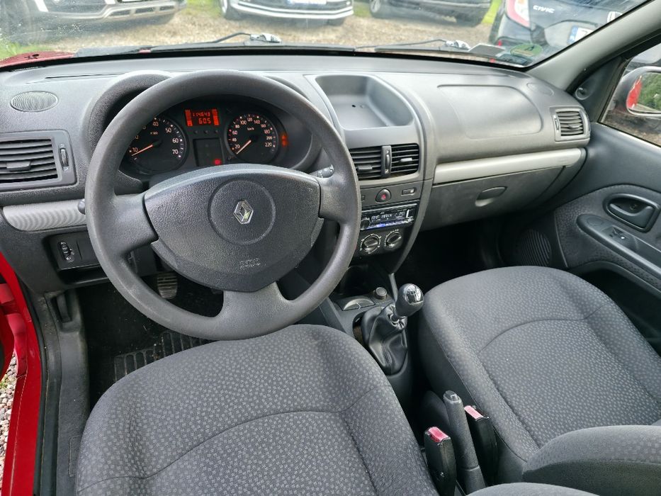 Renault Clio 1.2 benzyna 75 km  2009 rok,przebieg 114 000 km stan dobry